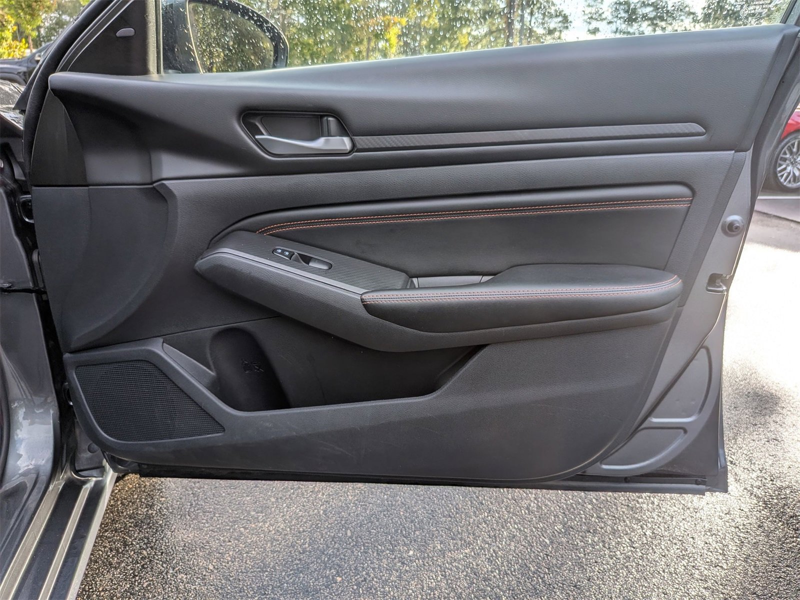 Used 2022 Nissan Altima 2.5 SR image 32