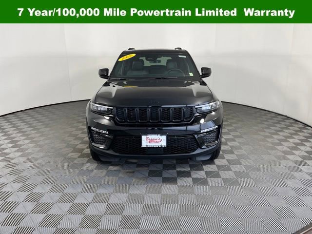 Used 2025 Jeep Grand Cherokee Limited AWD/4WD image 2