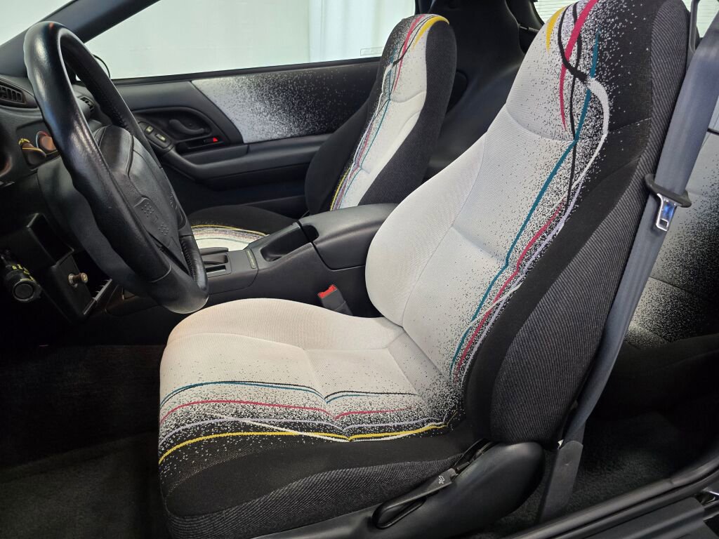 Used 1993 Chevrolet Camaro Z28 image 59