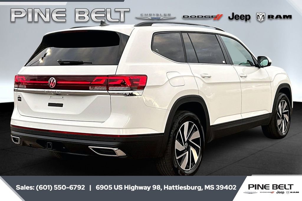 Used 2025 Volkswagen Atlas SE image 11