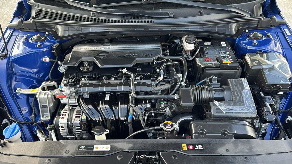 Used 2023 Hyundai Elantra SEL image 27