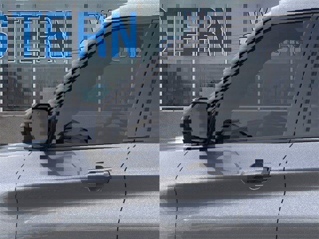 New 2023 Ford Explorer XLT w/ Equipment Group 202A image 20