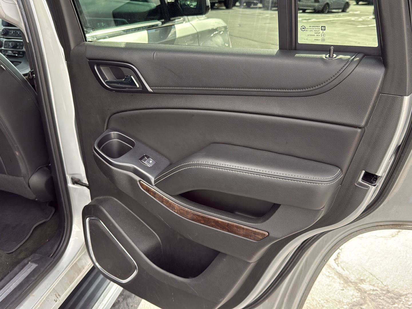 Used 2018 Chevrolet Tahoe LT AWD/4WD image 36