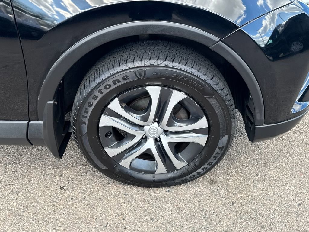 Used 2018 Toyota RAV4 LE w/ All Weather Liner Package AWD/4WD image 41