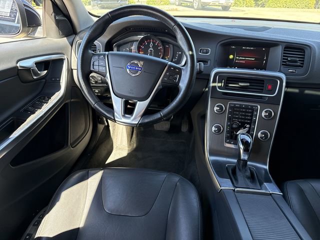Used 2015 Volvo S60 T5 Platinum image 10