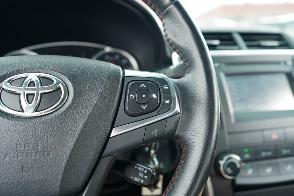 Used 2017 Toyota Camry SE FWD image 26
