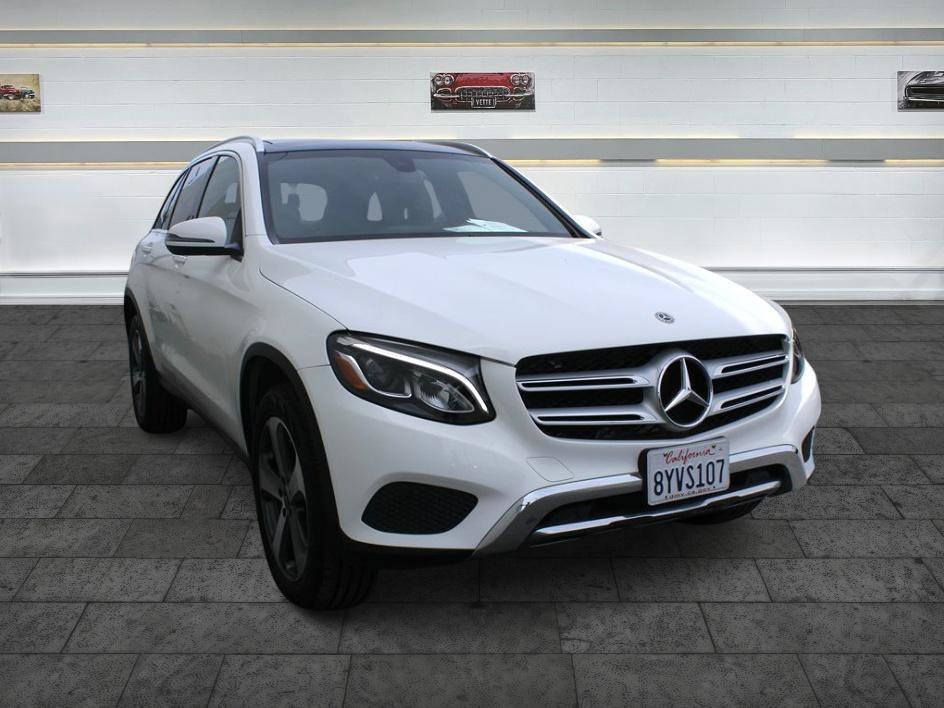 Used 2019 Mercedes-Benz GLC 300 w/ Premium Package image 1