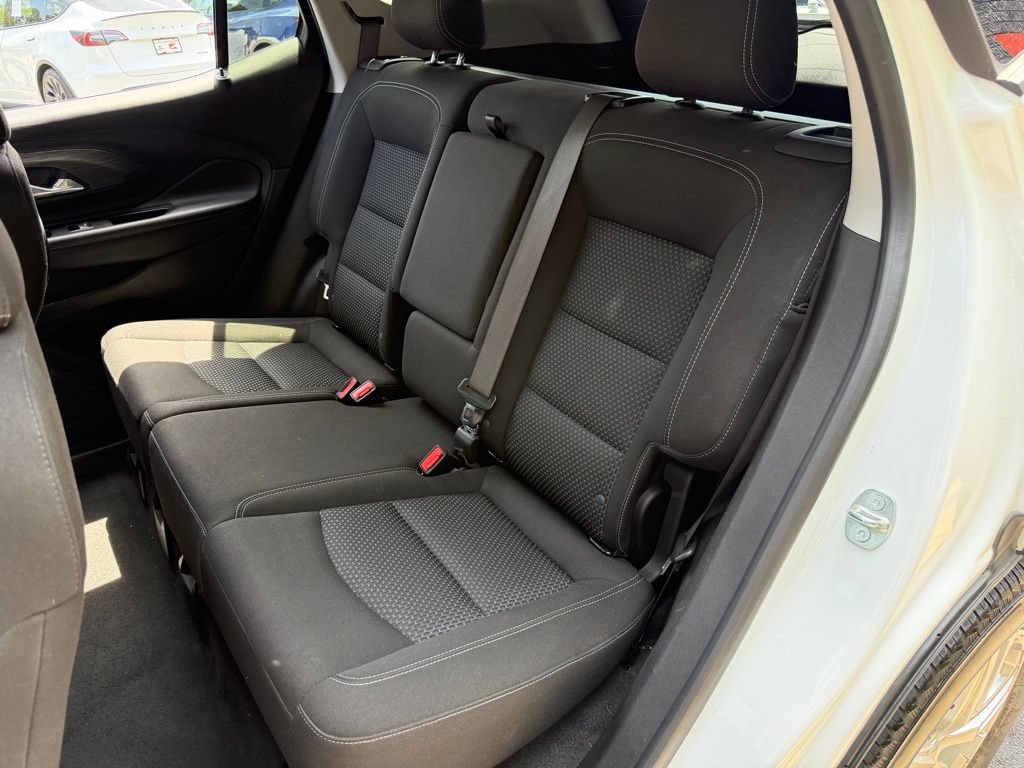 Used 2023 GMC Terrain SLE w/ Driver Convenience Package AWD/4WD image 28