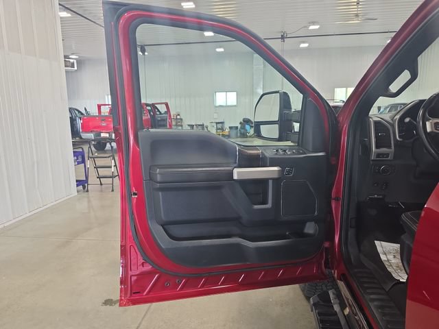 Used 2022 Ford F350 Lariat w/ Black Appearance Package AWD/4WD image 23