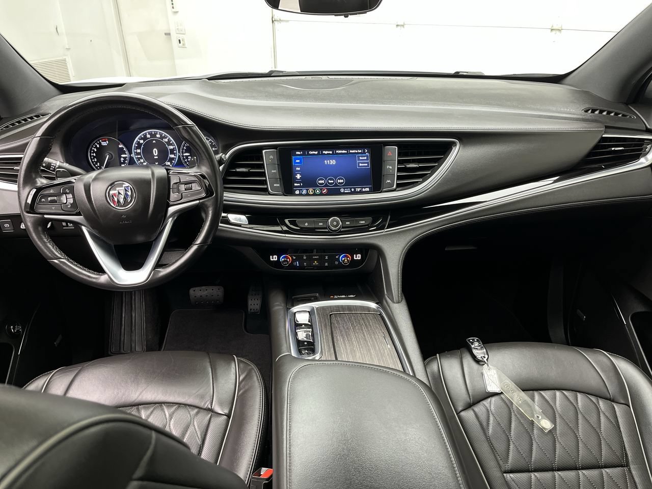Certified 2023 Buick Enclave Avenir w/ Avenir Technology Package AWD/4WD image 4