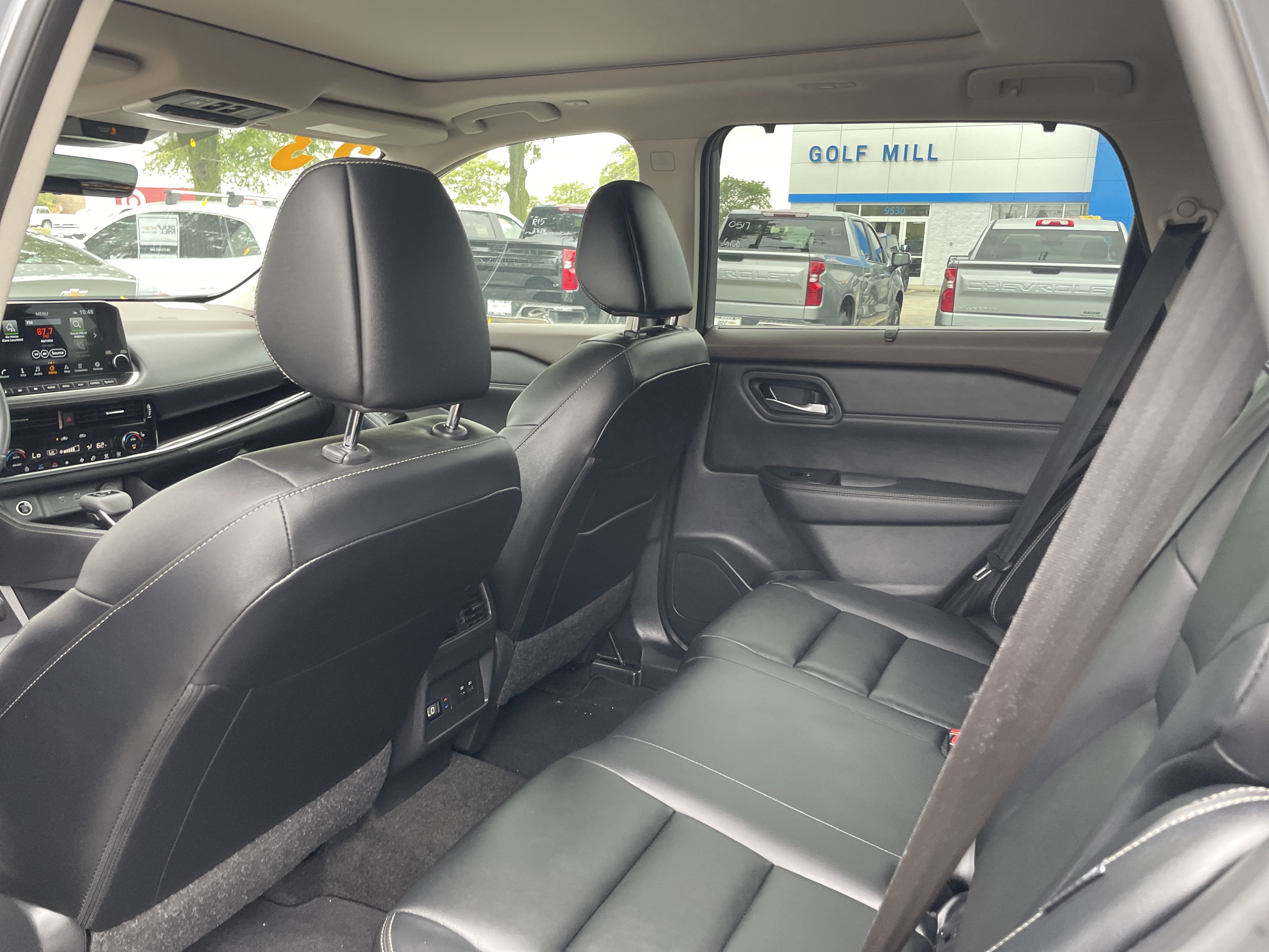 Used 2023 Nissan Rogue SL w/ SL Premium Package AWD/4WD image 6