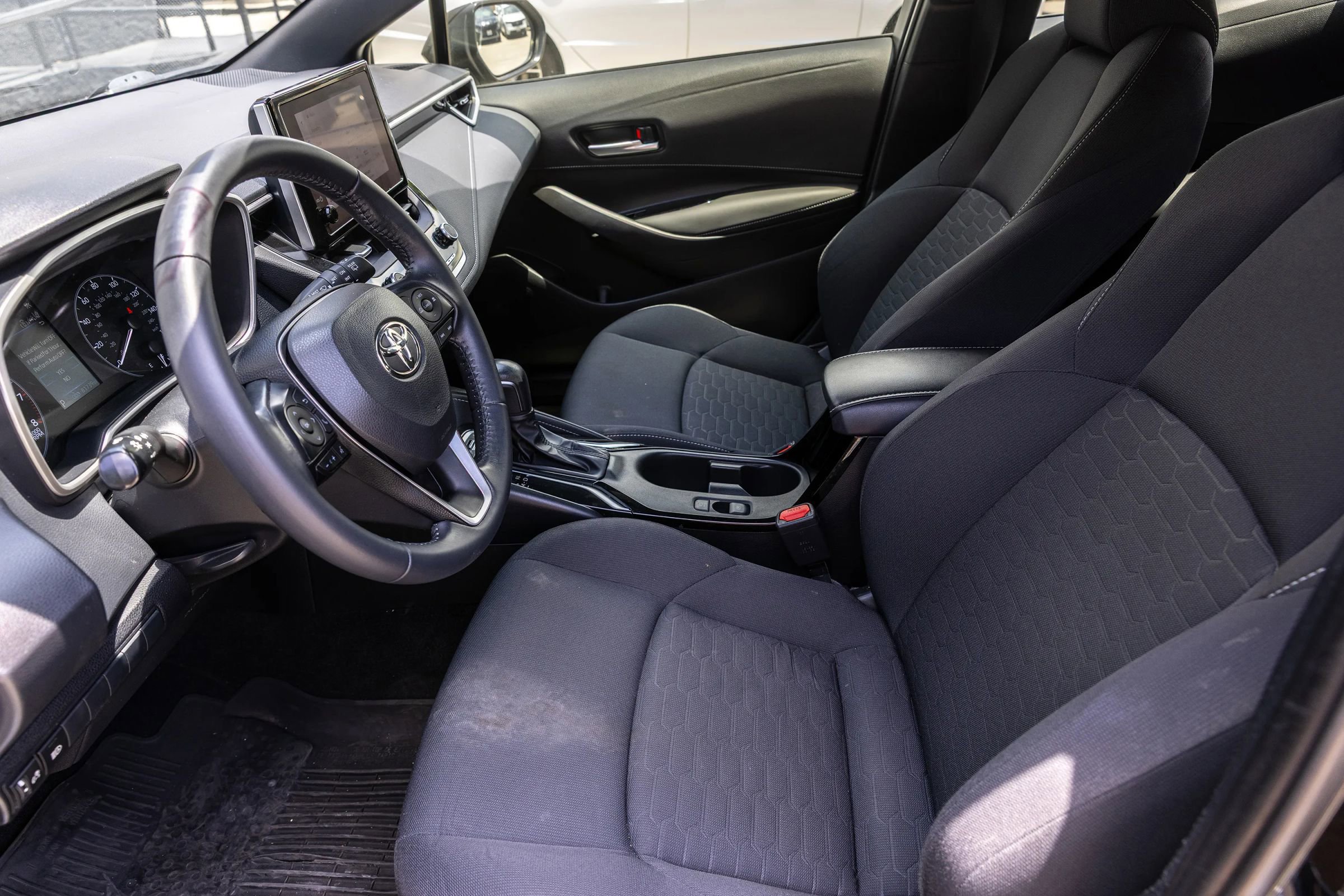 Used 2023 Toyota Corolla SE w/ Blackout Package (TMS) FWD image 21