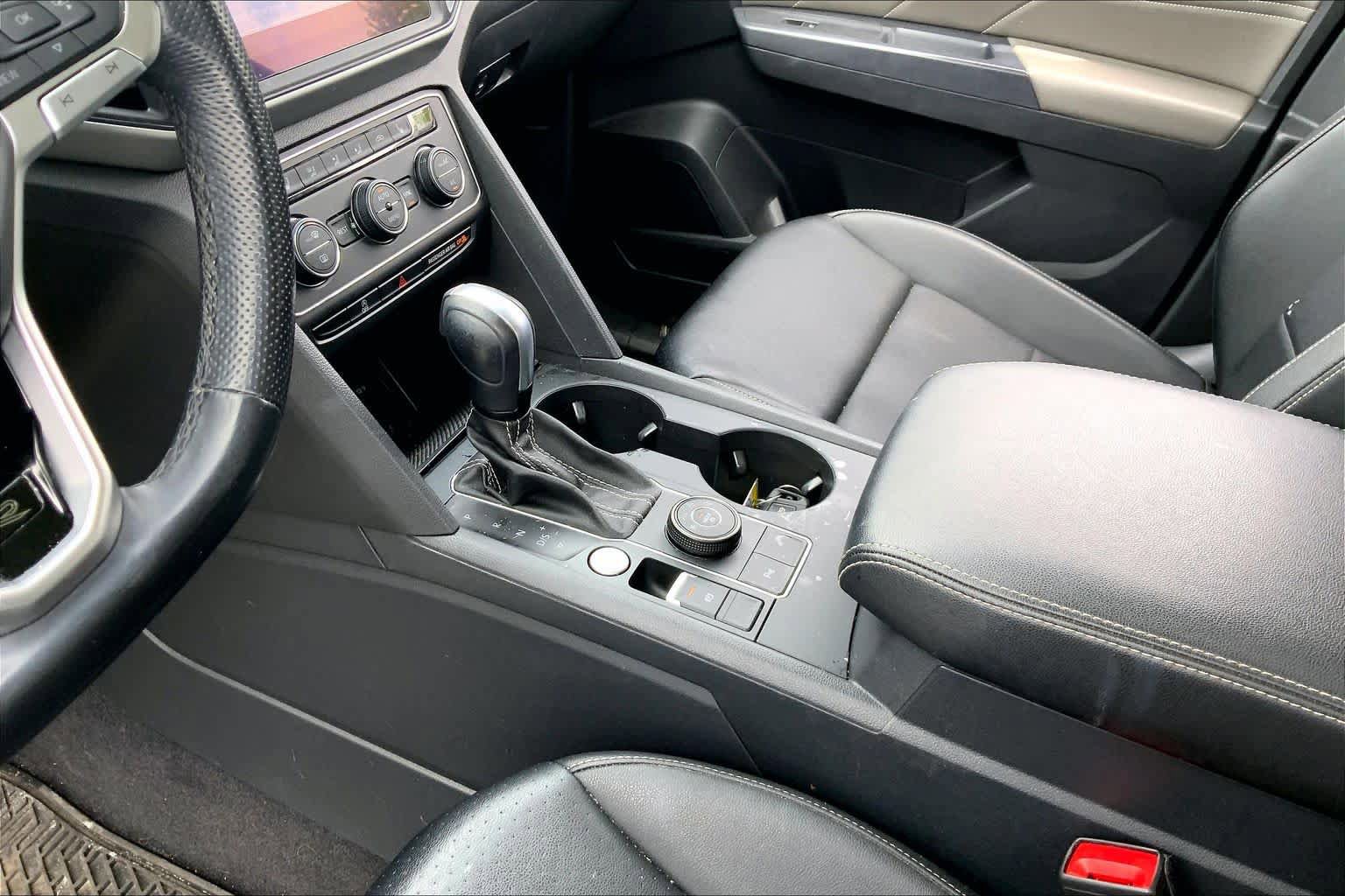 Used 2021 Volkswagen Atlas SE w/ Panoramic Sunroof Package AWD/4WD image 17