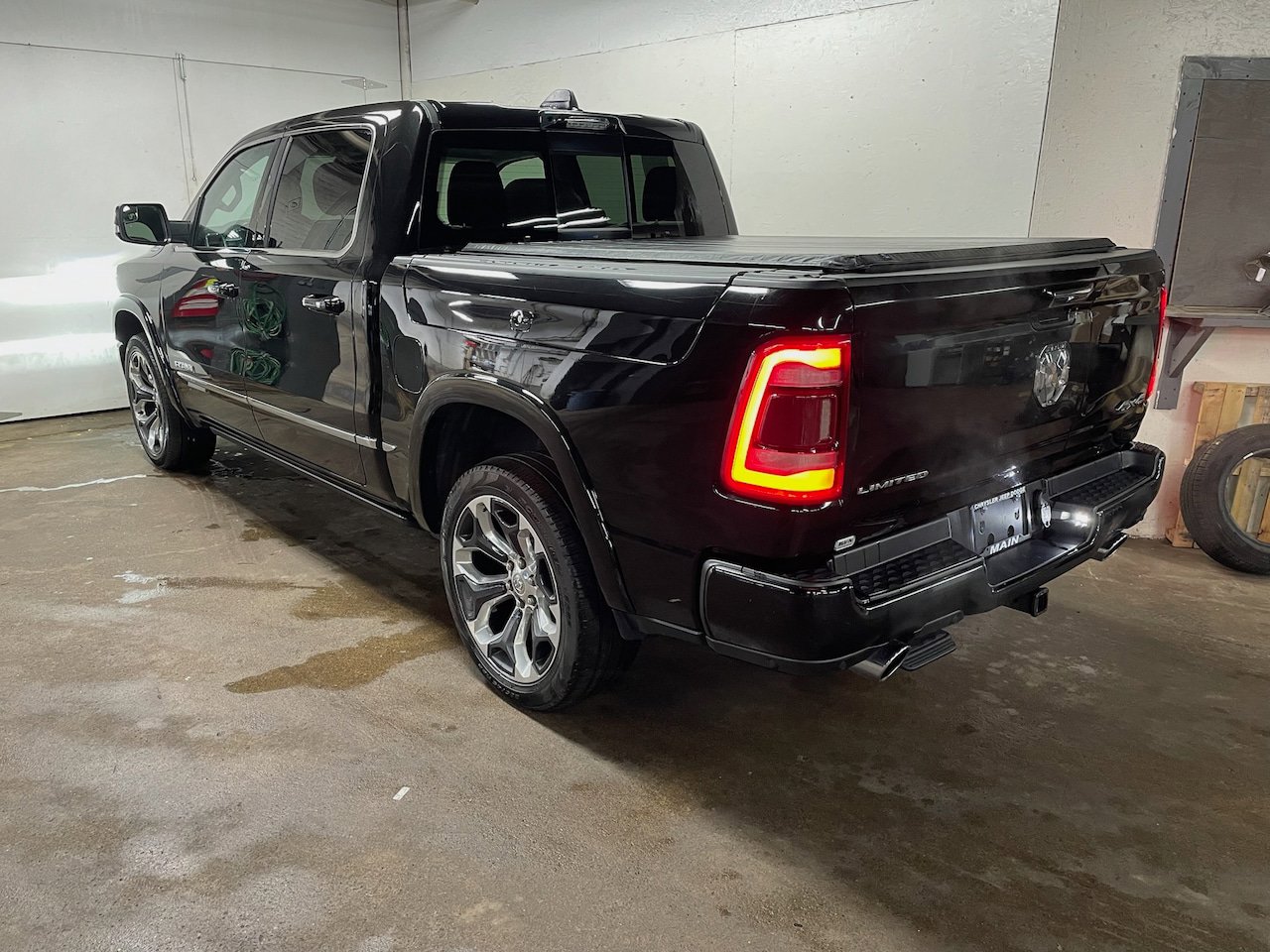 Used 2022 RAM 1500 Limited AWD/4WD image 7