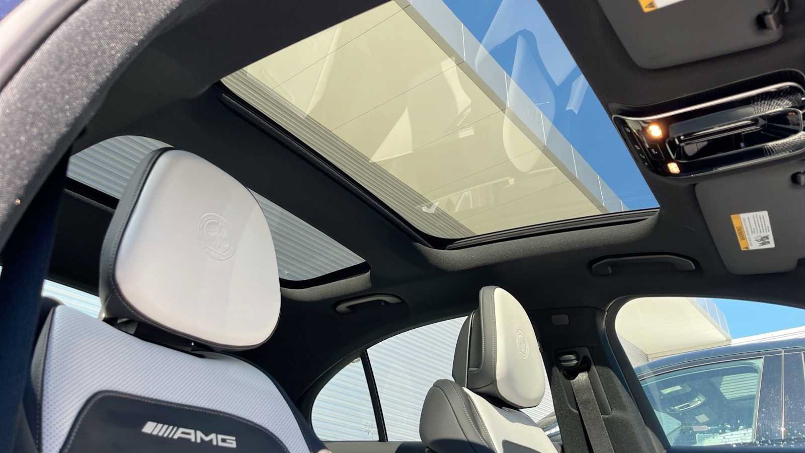 New 2027 Mercedes-Benz E 53 AMG e 4MATIC Sedan image 30