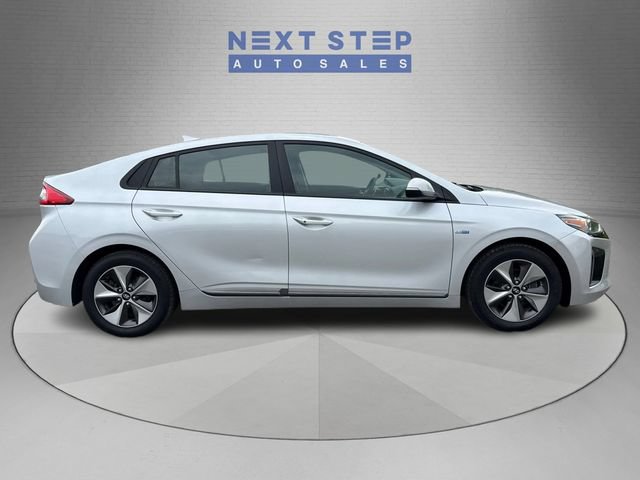 Used 2019 Hyundai Ioniq Electric FWD image 9