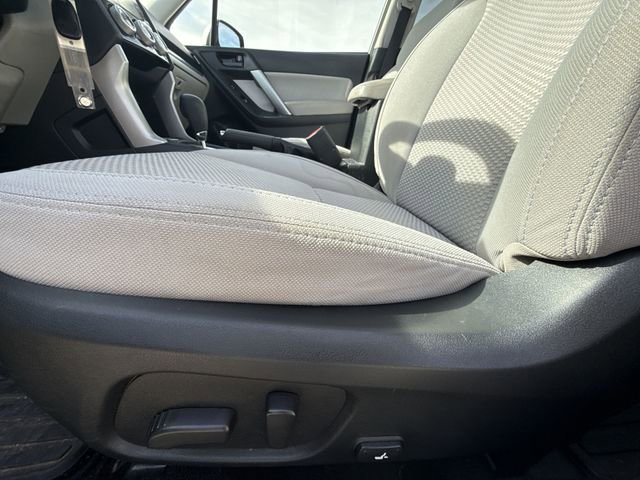 Used 2018 Subaru Forester 2.5i Premium w/ All-Weather Package image 12