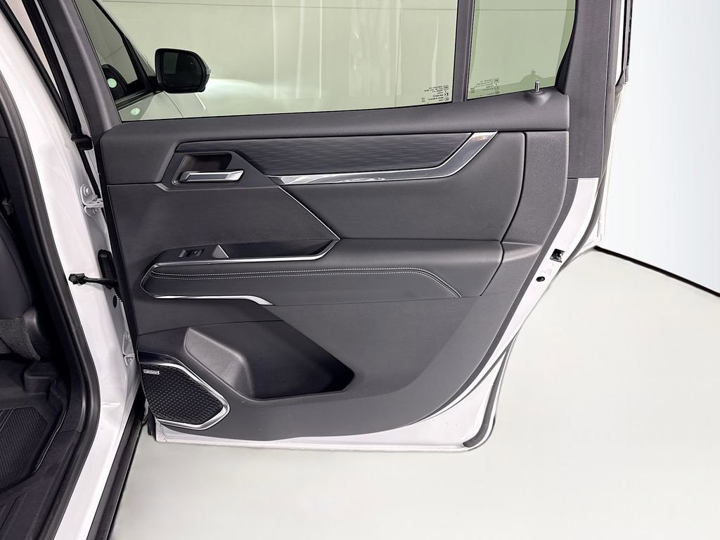 Used 2024 GMC Acadia Elevation w/ Luxury Package image 27