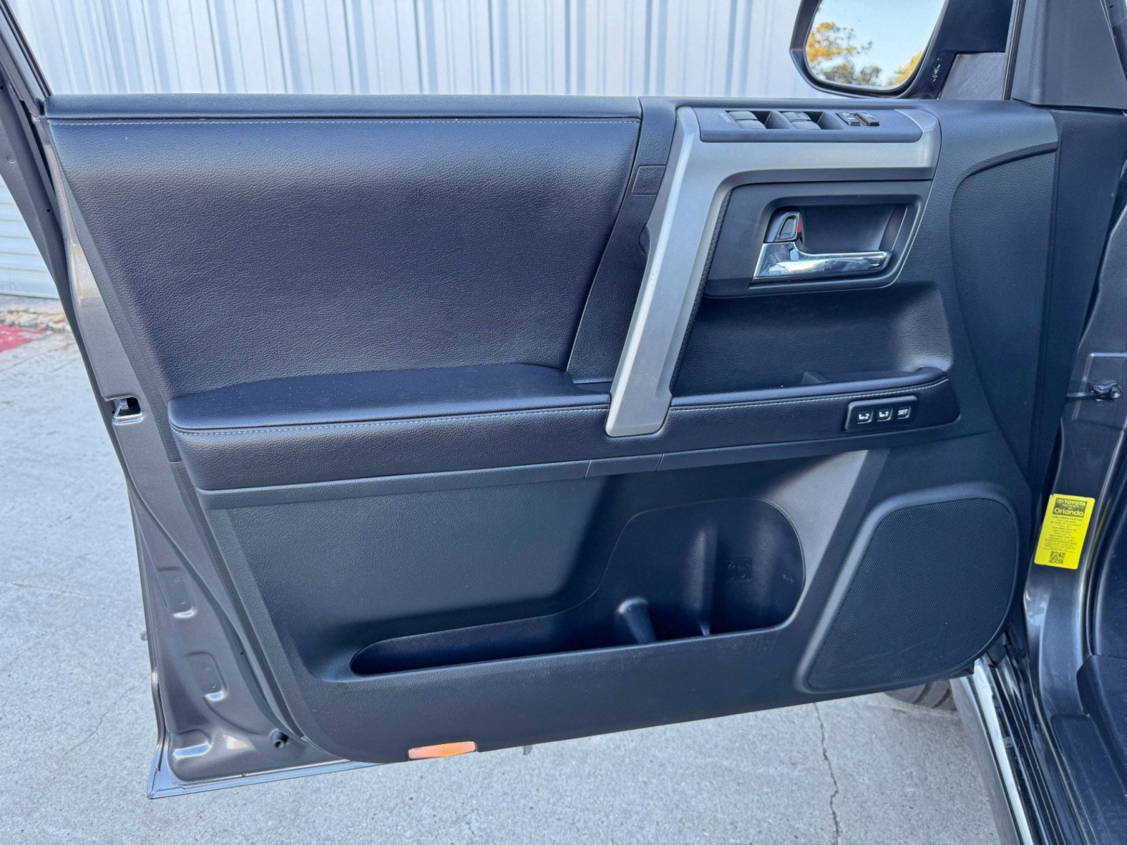 Used 2016 Toyota 4Runner Limited AWD/4WD image 40