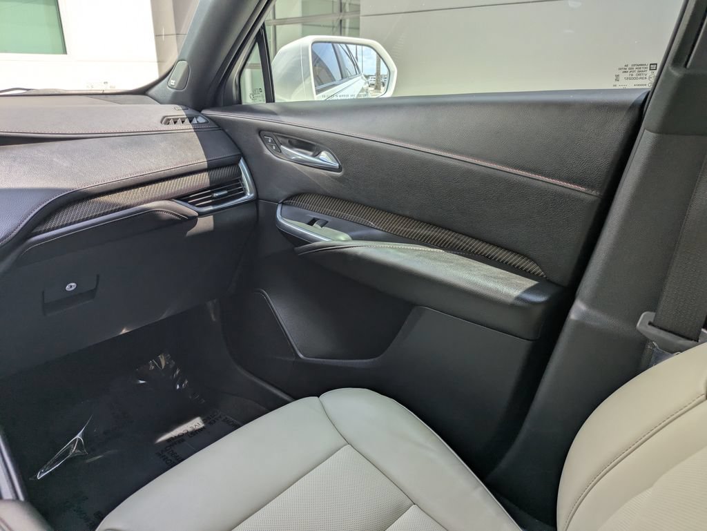 Used 2020 Cadillac XT4 Sport FWD image 17