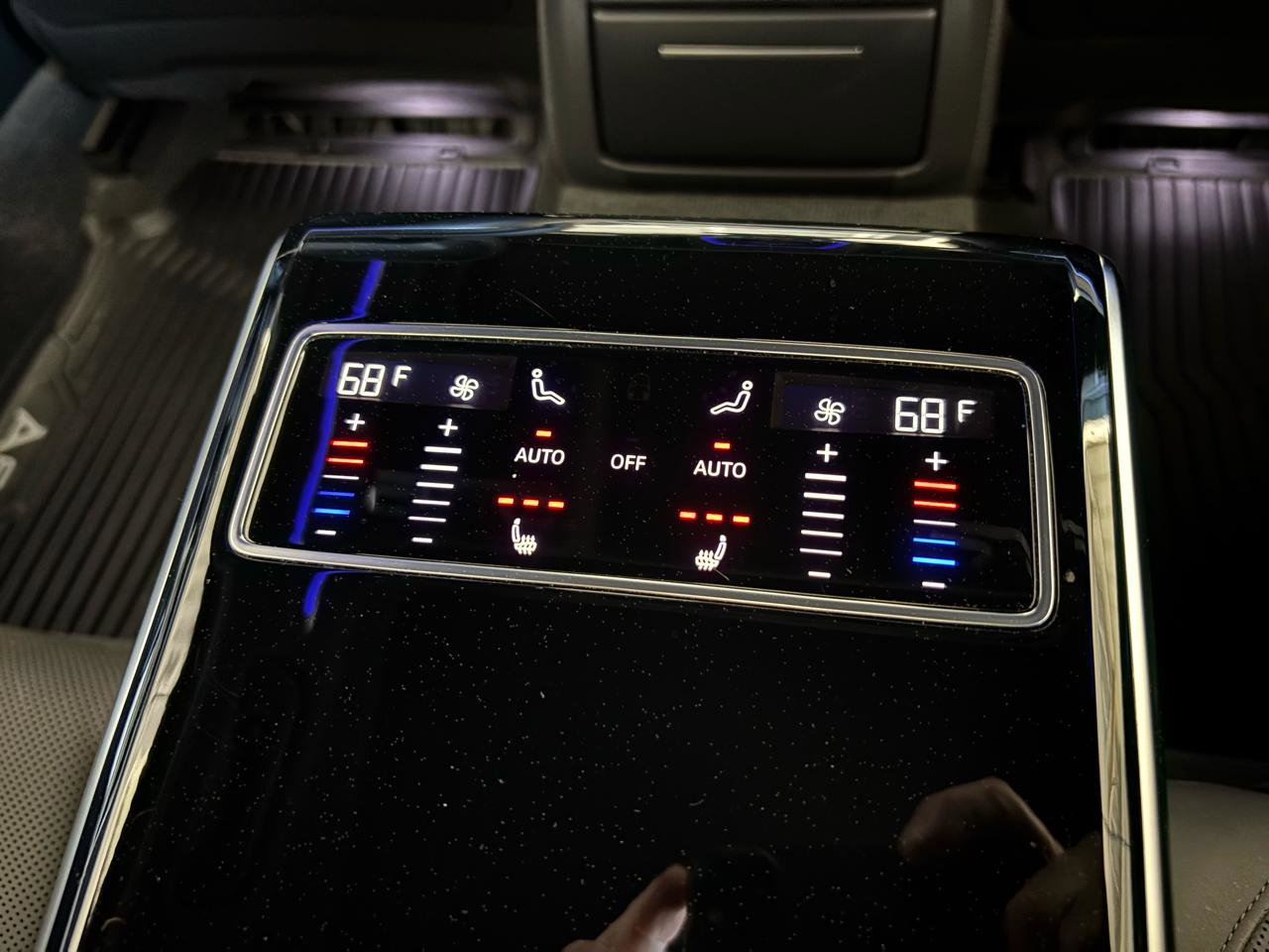 Used 2023 Audi A8 L 3.0T w/ Comfort Plus Package image 36