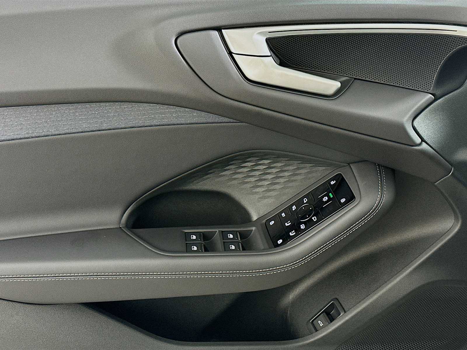 New 2025 Audi A5 2.0T Premium image 16