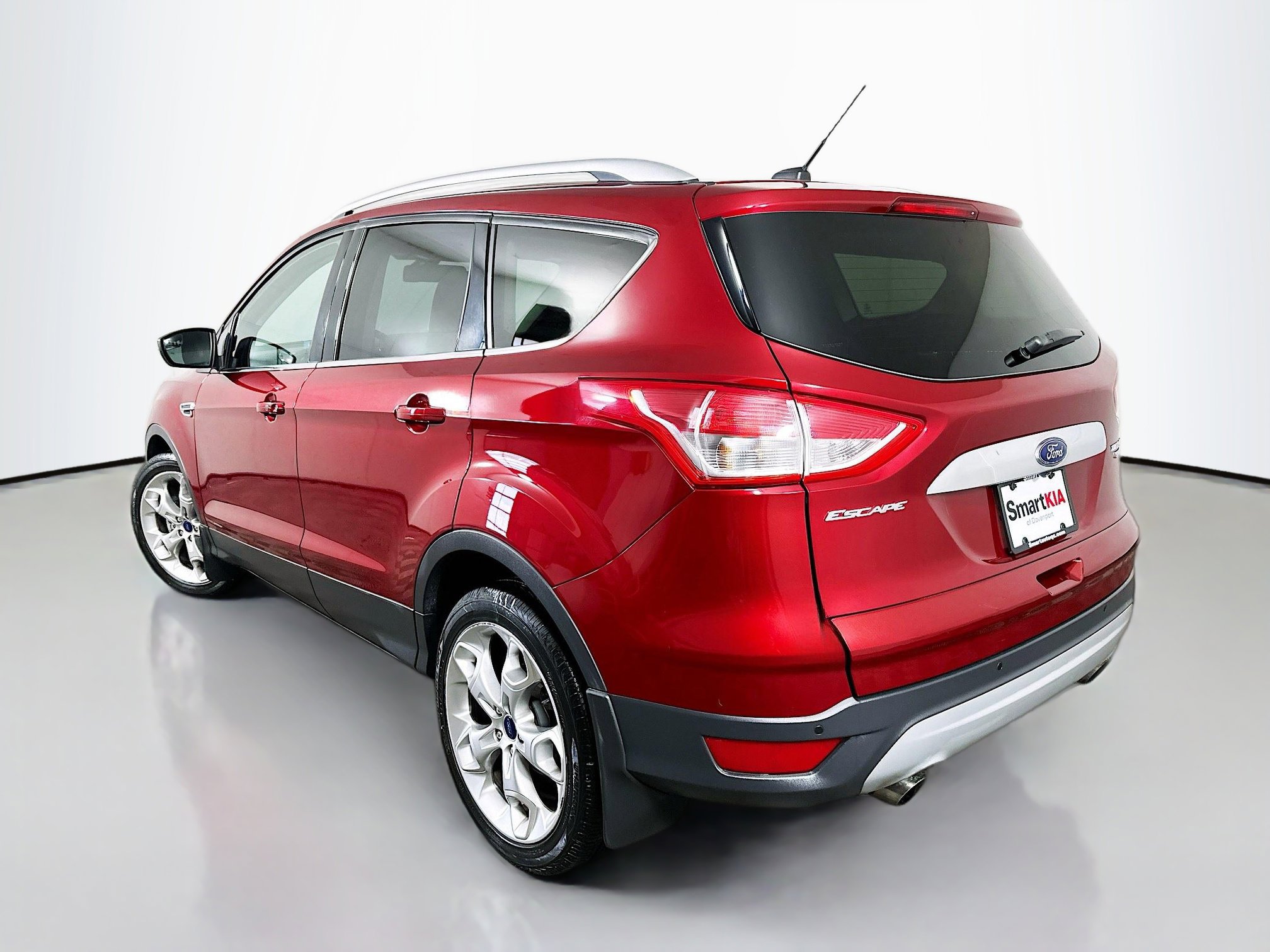Used 2015 Ford Escape Titanium AWD/4WD image 5