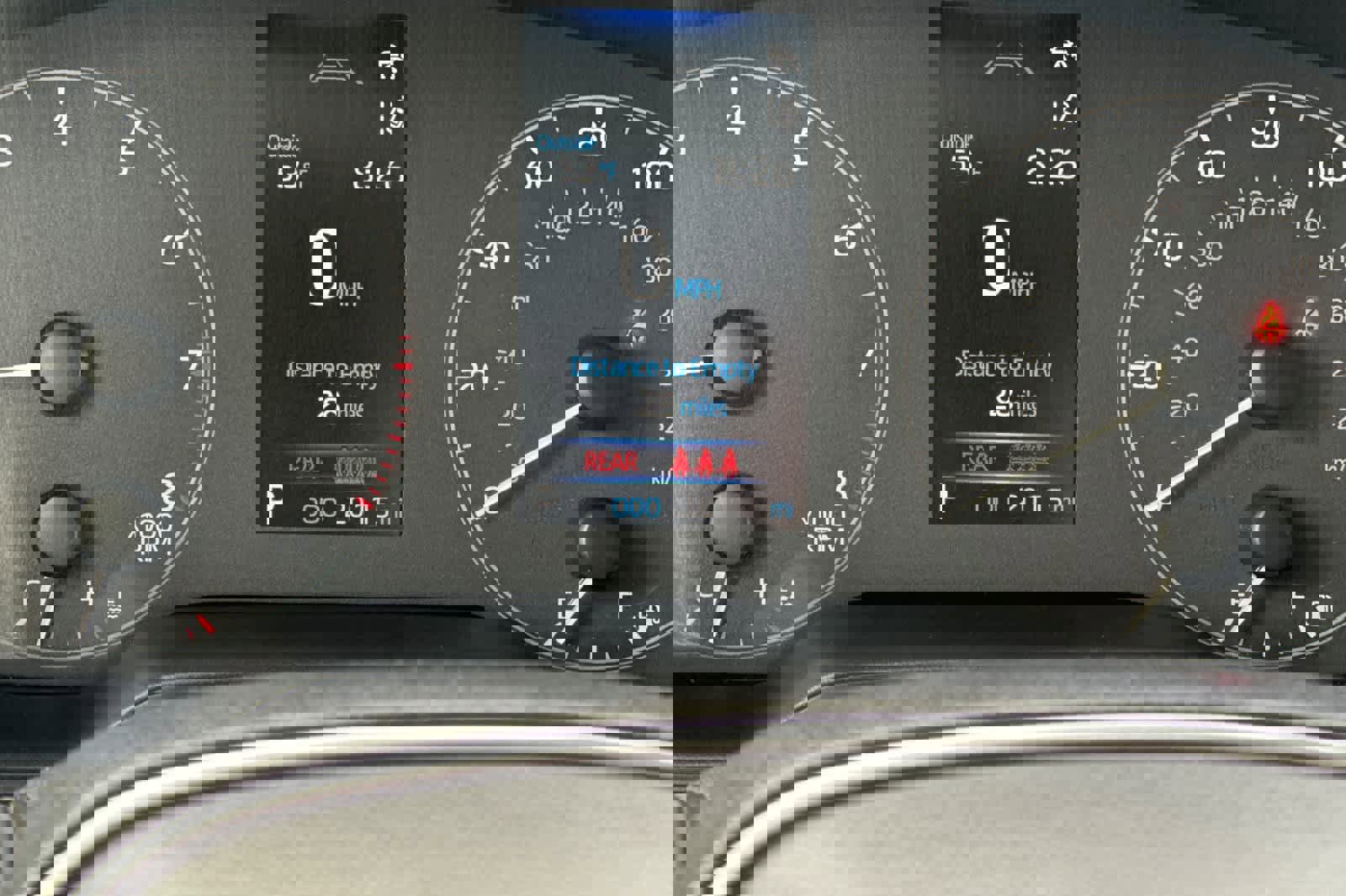 Used 2023 Toyota Corolla SE w/ Carpet Mat Package (TMS) FWD image 24