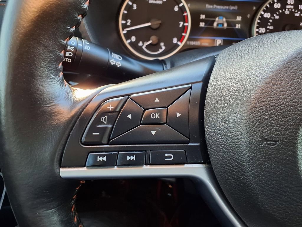 Used 2021 Nissan Sentra SR image 12