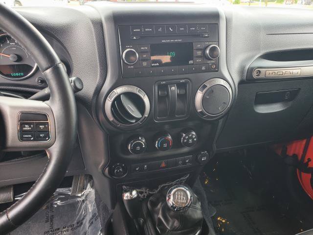 Used 2013 Jeep Wrangler Sahara AWD/4WD image 17