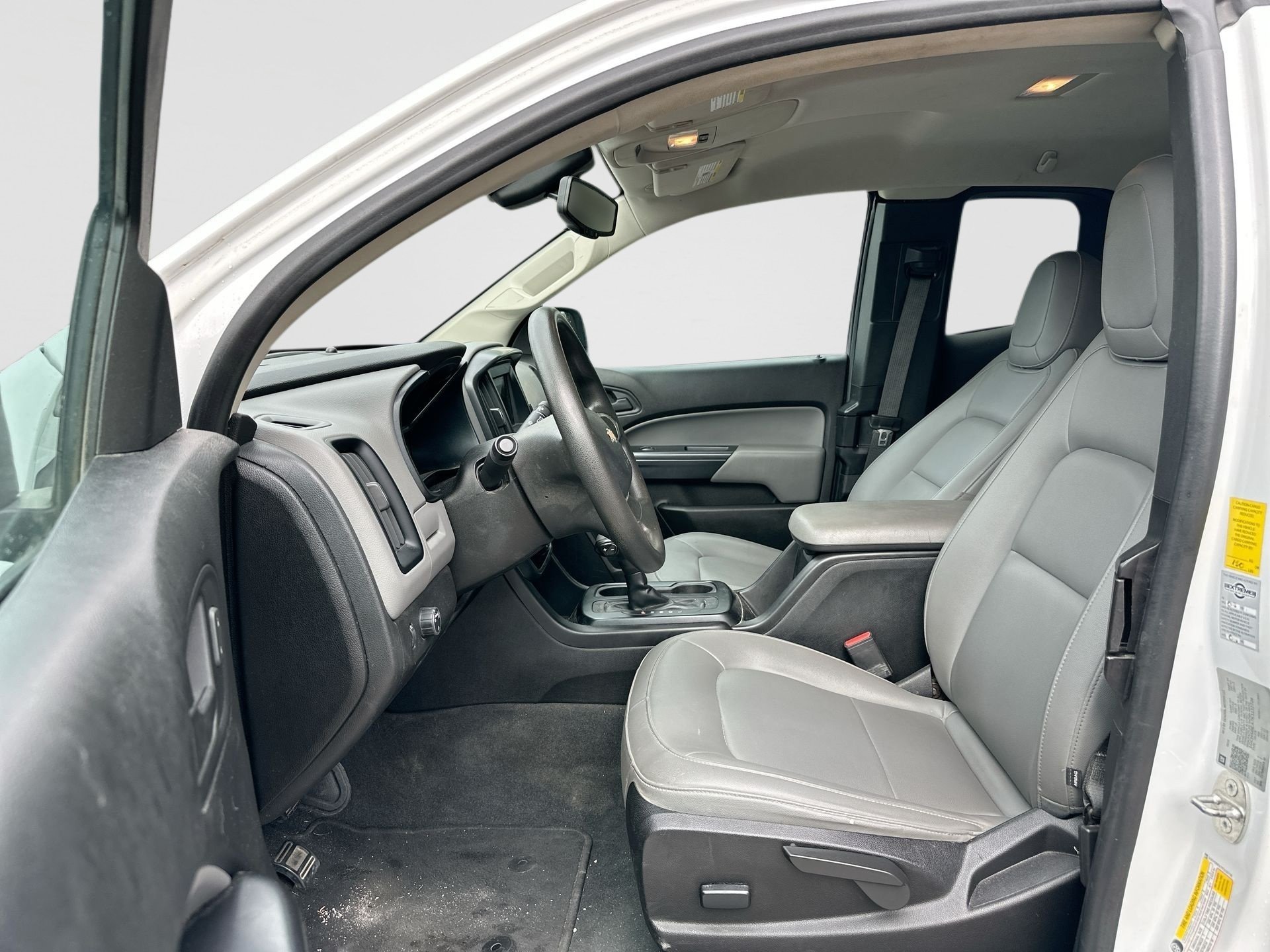 Used 2019 Chevrolet Colorado W/T w/ WT Convenience Package RWD image 2