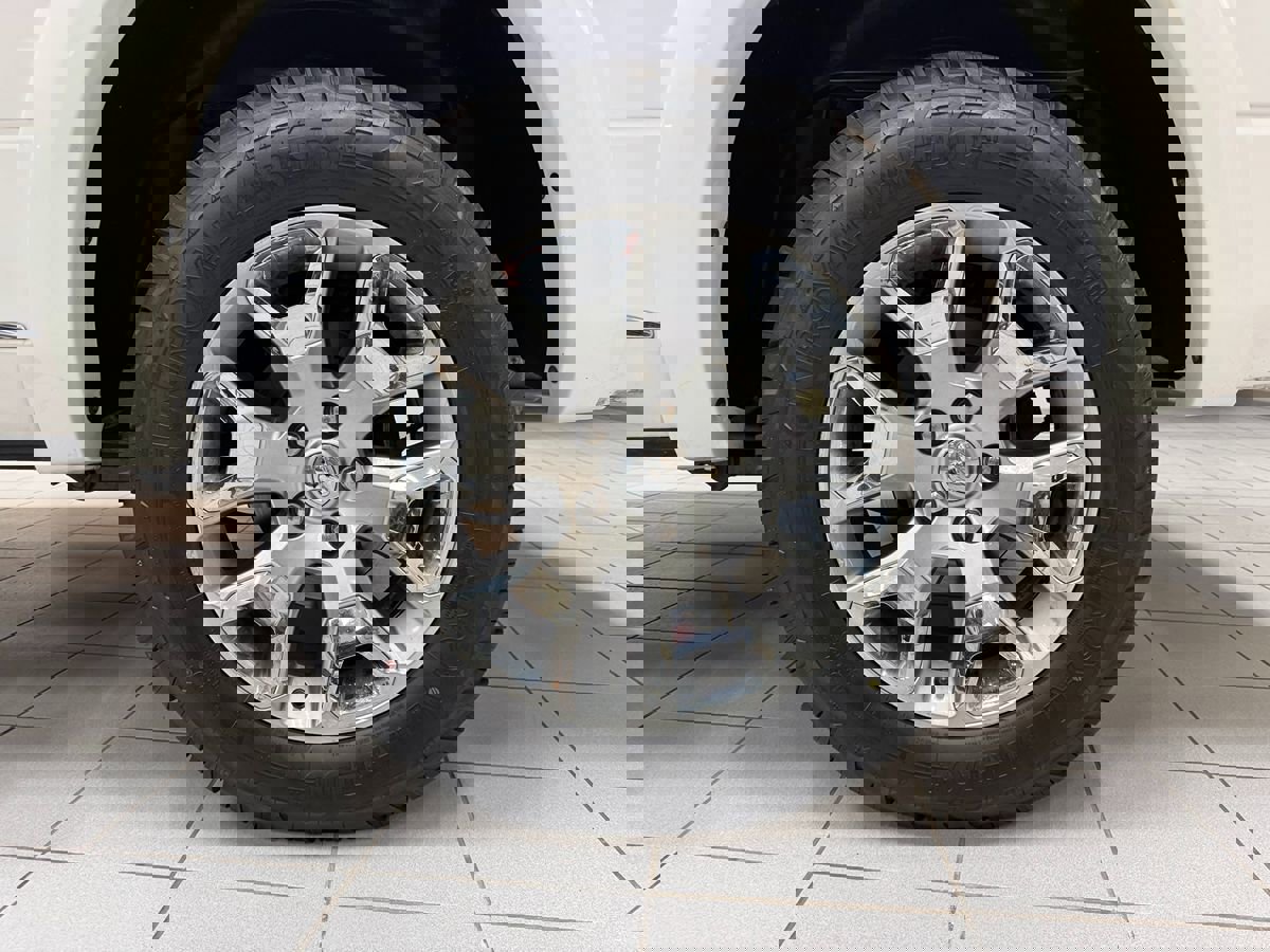 Used 2016 RAM 1500 Limited image 71