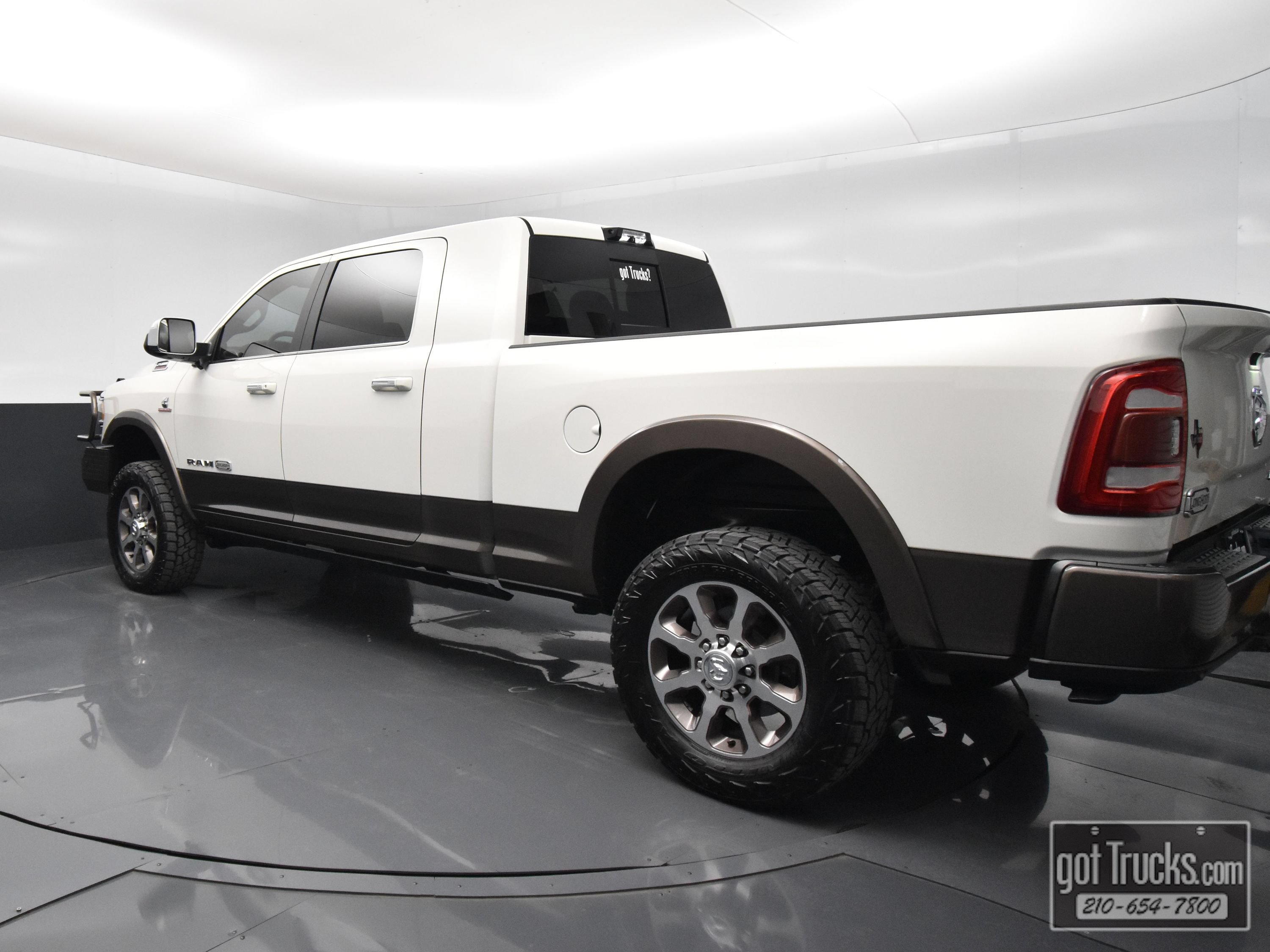 Used 2022 RAM 2500 Limited AWD/4WD image 5