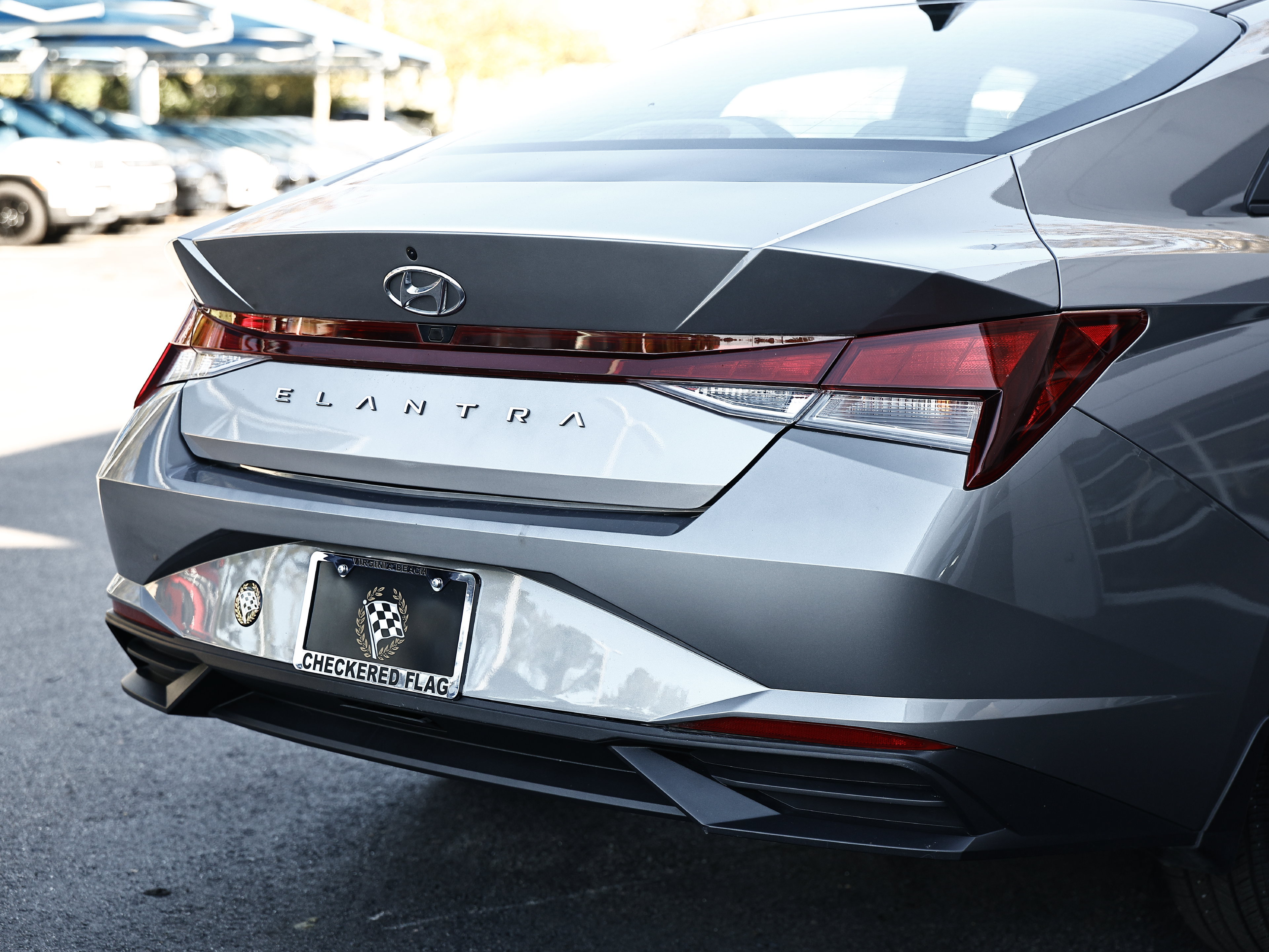 Used 2023 Hyundai Elantra SEL w/ Convenience Package FWD image 6