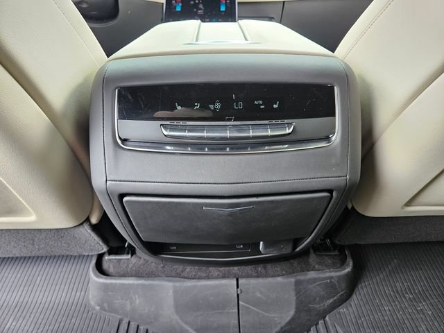 Certified 2025 Cadillac Escalade ESV Sport AWD/4WD image 11