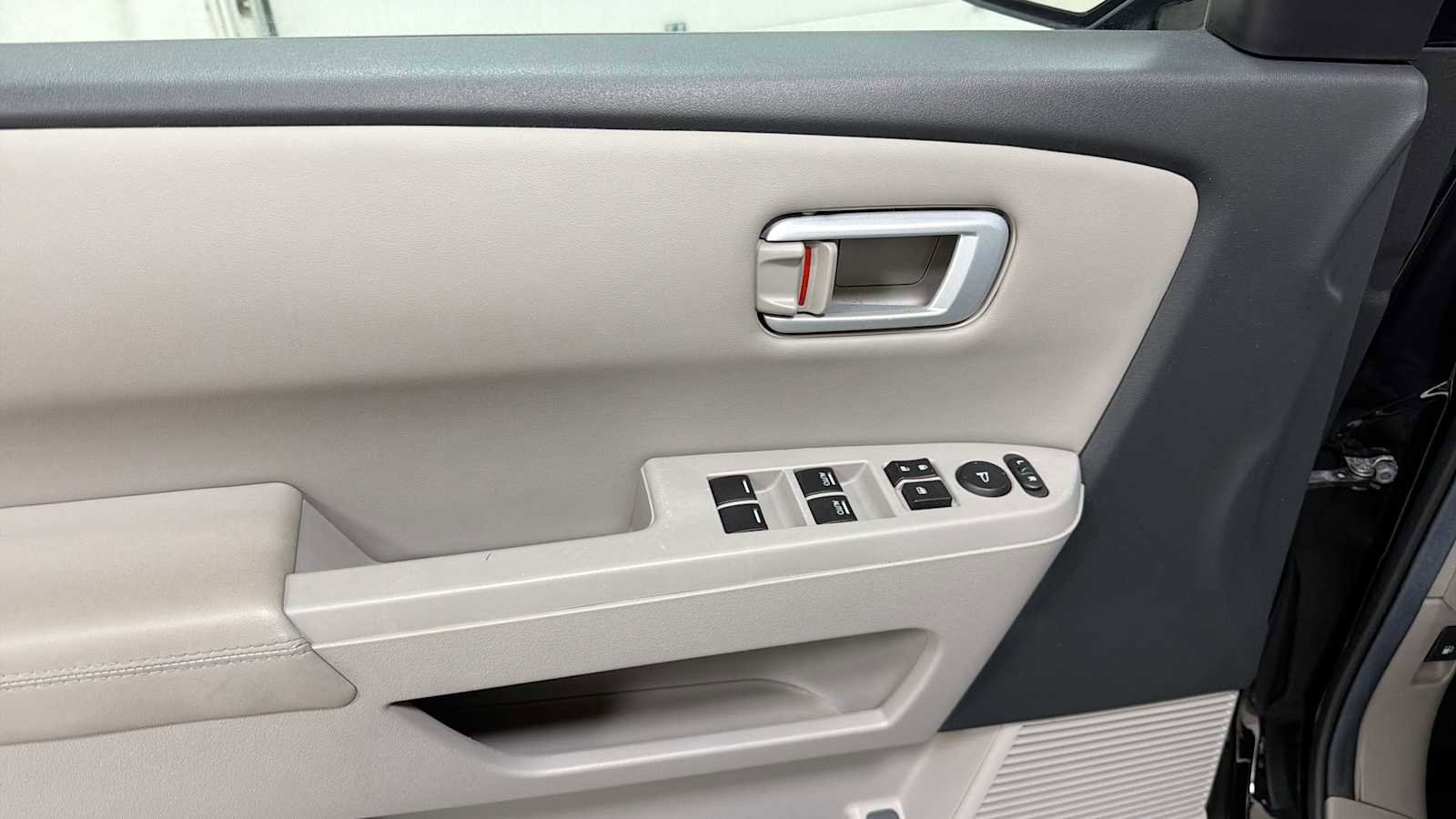 Used 2012 Honda Pilot EX-L image 15