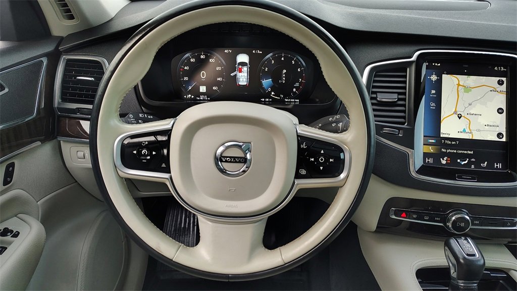 Used 2019 Volvo XC90 T6 Momentum w/ Protection Package Premier image 11