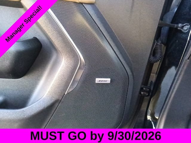 Used 2024 Chevrolet Suburban Premier RWD image 10