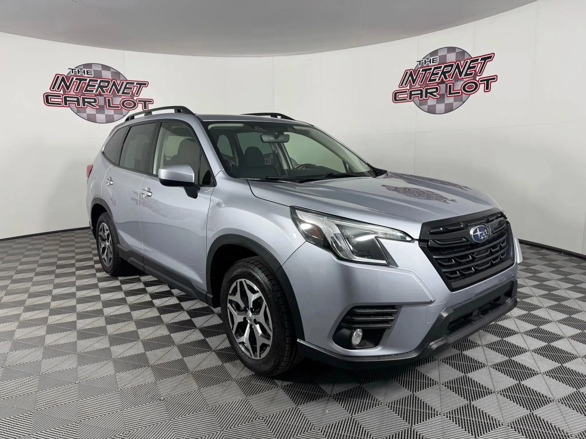 Used 2022 Subaru Forester Premium w/ Popular Package #1 image 9