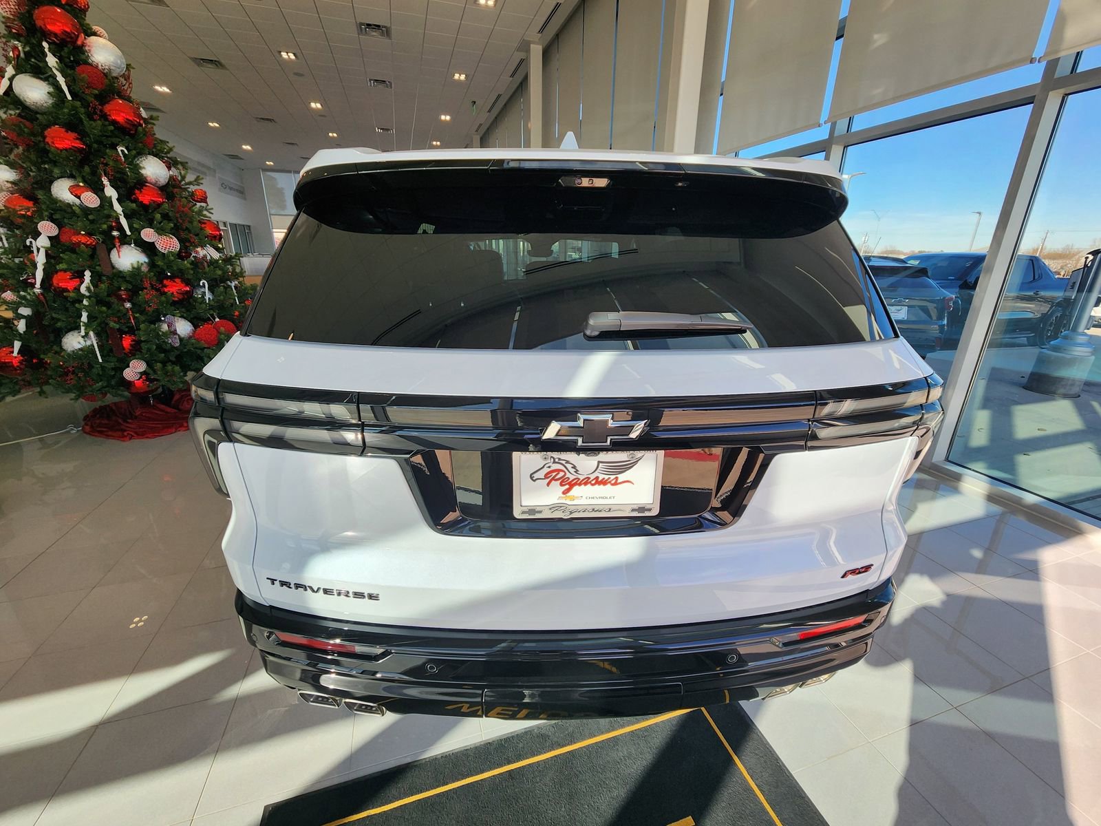 New 2026 Chevrolet Traverse RS image 7