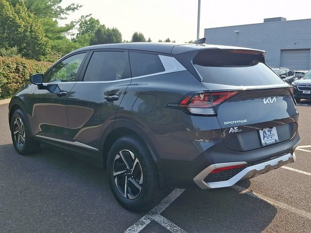 Used 2023 Kia Sportage LX AWD/4WD image 4
