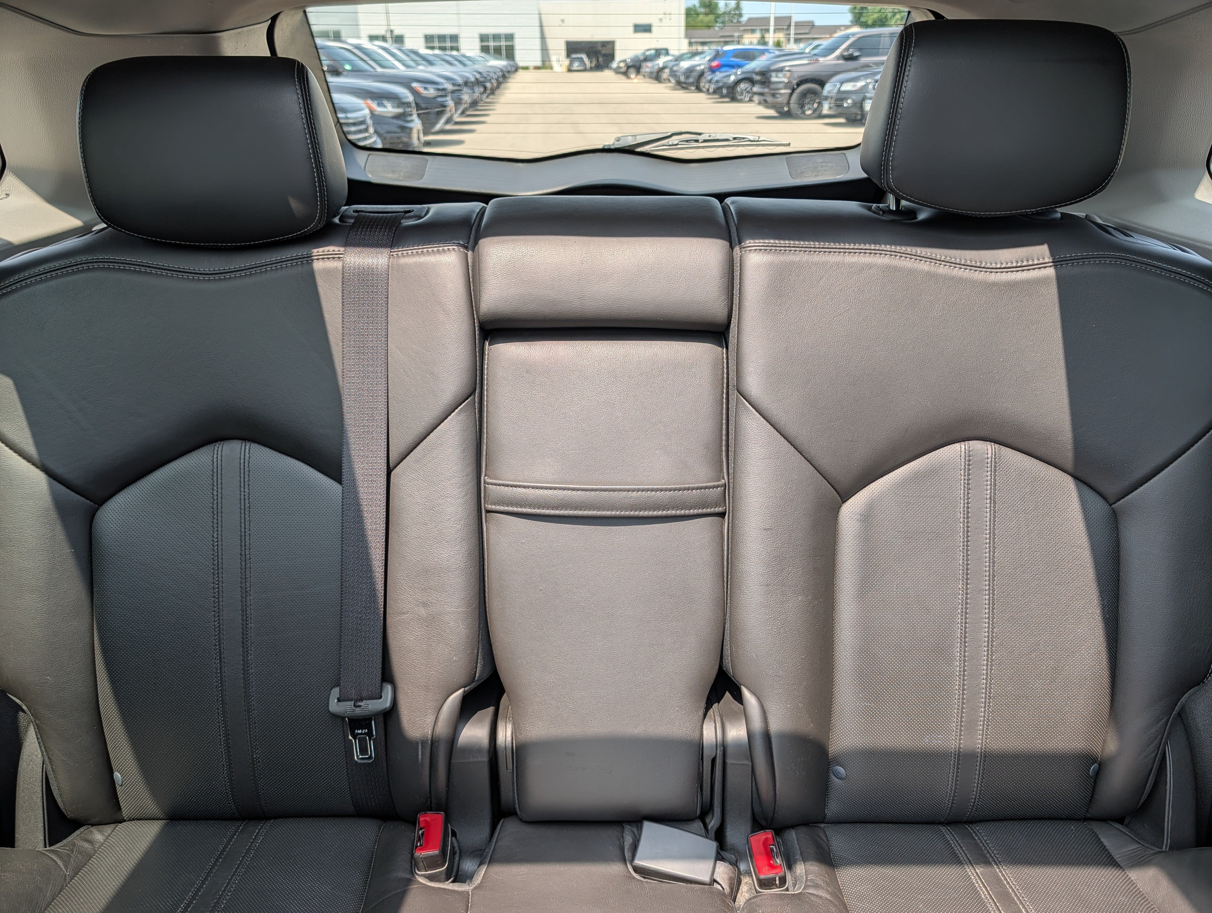 Used 2013 Cadillac SRX Premium AWD/4WD image 16