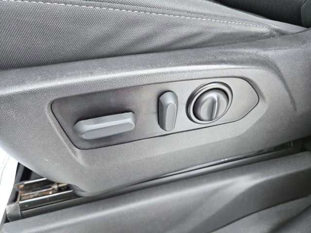 Used 2022 Chevrolet Silverado 1500 LT Trail Boss w/ Convenience Package II image 49