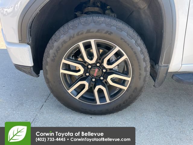Used 2024 GMC Sierra 1500 AT4 w/ Technology Package AWD/4WD image 41