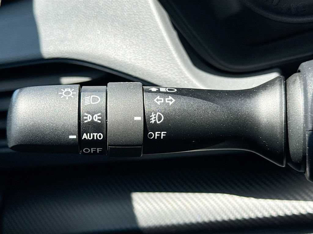 Used 2024 Subaru Crosstrek 2.0i Premium AWD/4WD image 12