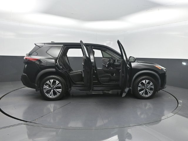 Used 2022 Nissan Rogue SV FWD image 31