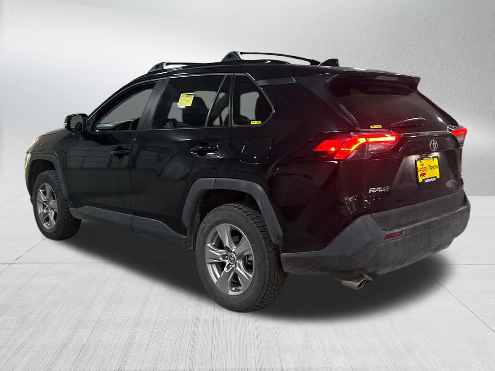 Used 2025 Toyota RAV4 XLE w/ Convenience Package AWD/4WD image 4