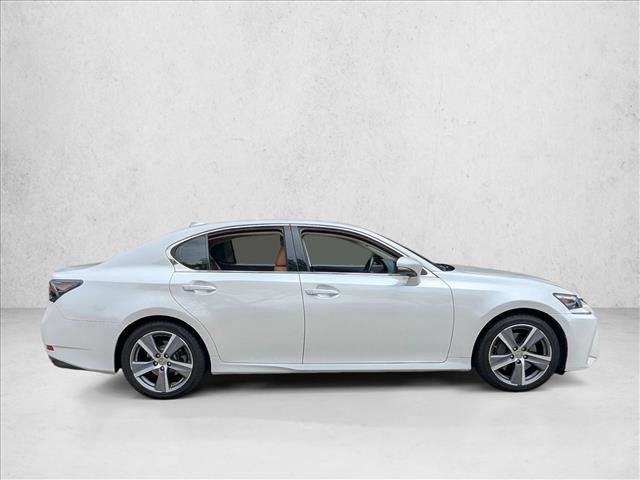 Used 2016 Lexus GS 200t w/ Preferred Accessory Package RWD video 4