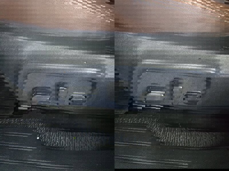 Used 2018 Subaru Outback 3.6R Touring image 19