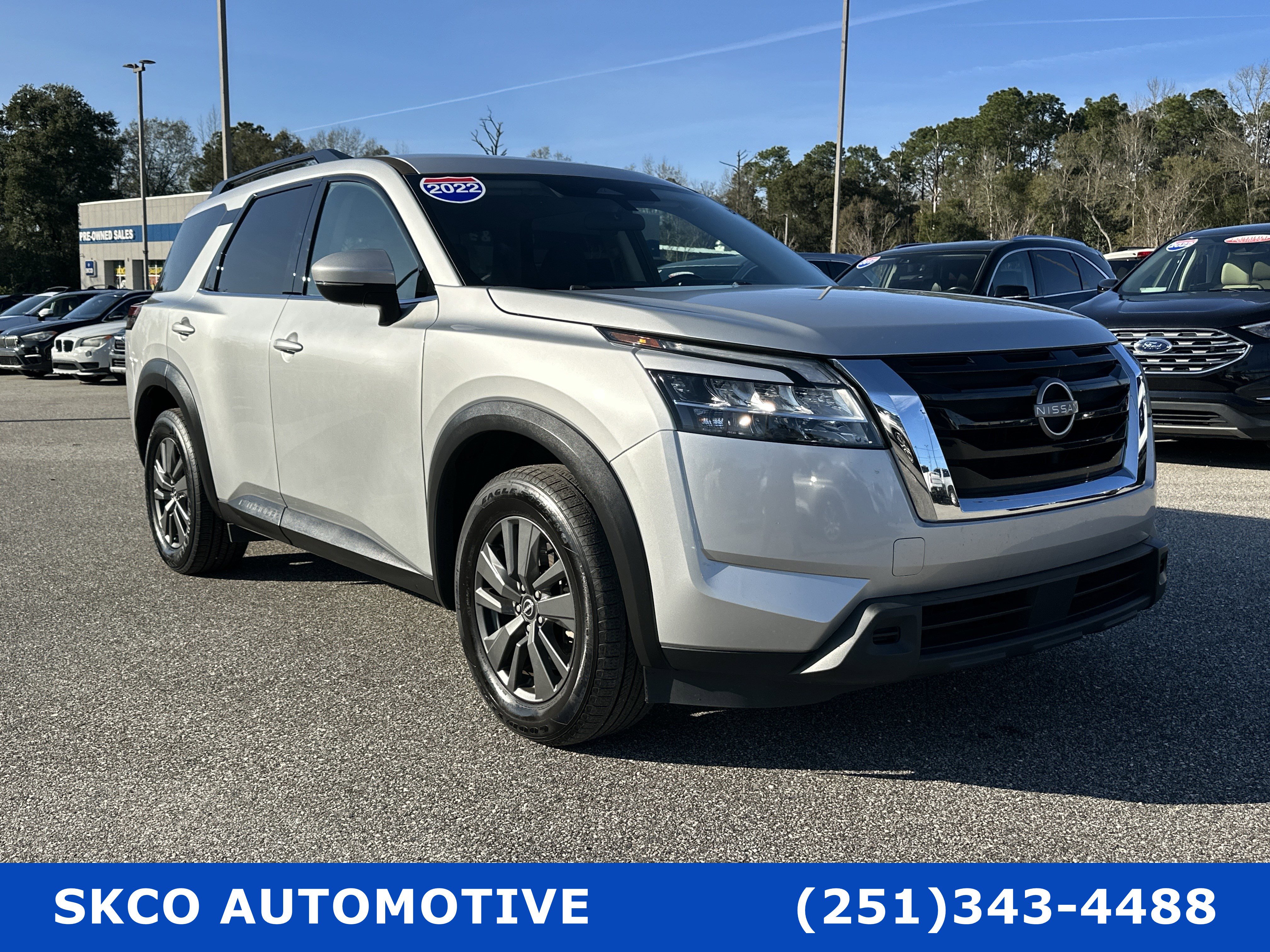 Used 2022 Nissan Pathfinder SV image 7